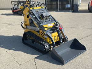 Mini Cargadora Compacta Diesel de Alta Calidad con Cucharón de 0.48m y 2 Años de Garantía para Construcción Agrícola - Product Image 5