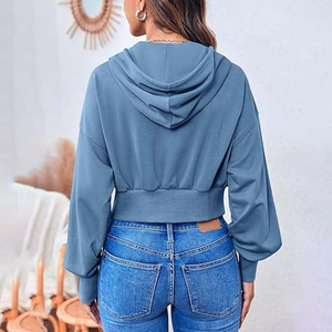Nueva llegada Mujeres Crop Top Sudaderas con capucha Mangas completas Estilo único Precio razonable Calidad Premium Ropa de gimnasio Sudadera con capucha recortada para mujeres - Product Image 3