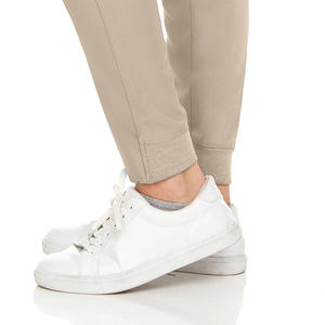 Pantalon de gommage personnalisé pour femmes, vêtements de travail médicaux durables et respirants pour infirmières, médecins, cliniques, hôpitaux et soins de santé - Product Image 2