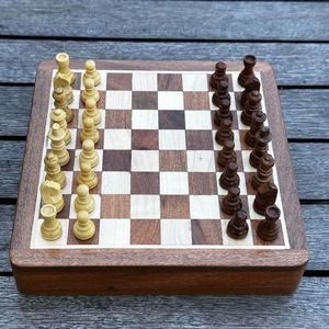 Juego de Ajedrez con Tablero de Madera 100% Hecho a Mano y Juego de Ajedrez de Tamaño Personalizado - Product Image 3