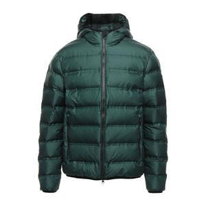 Chaqueta Acolchada Impermeable con Capucha para Hombre, Chaqueta Acolchada de Invierno Hecha a Medida con Cierre de Cremallera - Product Image 1