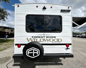 USADO -K-H -2025 -F-OR-EST-RIVER-WILDWOOD-X-LITE-24-R-L-X-L-camper- disponible - Product Image 5