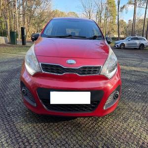 KIA RIO 1.4 2013 USADO, Volante a la Izquierda/Derecha - Product Image 1