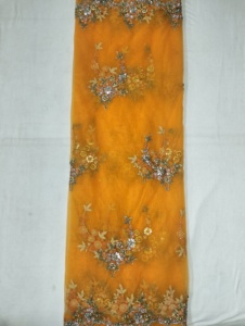 Tissu en dentelle de luxe pour tenue de mariage nigériane, style classique et élégant, broderie florale, orné de strass en cristal - Product Image 2