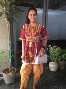 Nueva colección Venta al por mayor en línea Premium Silk Salwar Kameez Dhoti Style Fabricante de India - Product Image 3