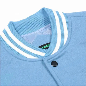 Chaqueta de Moda Verde para Hombre, Estilo Puffer, con Parches, Bordada, Estilo Béisbol, Varsity, Bomber, Ronpex International, 100% Lana - Product Image 5