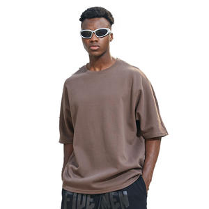 เสื้อยืดโพลีเอสเตอร์/ ผ้าฝ้ายขนาดใหญ่สีดำและสีขาวกว้างสีดำ - Product Image 1