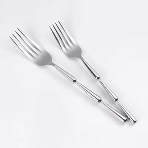 Poignée élégante en forme de bambou Ensemble de couverts en acier inoxydable Couteau Cuillère Fourchette Poignée en bambou Couverts Ensemble de couverts - Product Image 4