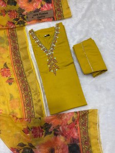 Salwar Kameez de Seda Romana Pura con Hermoso Trabajo Artesanal, Diseño Reversible de Estilo Moderno para Bodas y Ocasiones de Diwali - Product Image 4