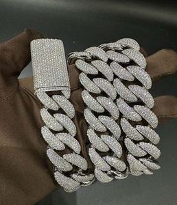 Moissanite Heavy Cuban Link Chain 10mm, Iced Out Collar para hombres, VVS Moissanite 925 Sterling Silver 24MM 22 pulgadas - Product Image 4