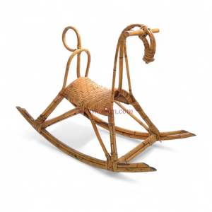 Silla Mecedora Infantil de Ratán Natural para Guardería, Venta al Por Mayor, para un Juego Seguro - Product Image 1