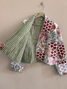 Veste en coton matelassée à imprimé floral de style hippie indien pour femmes - Product Image 5