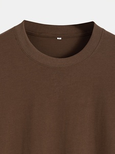 Camiseta Exclusiva Personalizada con Bordado, Lavado Ácido, Estilo Desgastado, Unisex para Hombre y Mujer, Manga Corta con Detalle Decorativo en el Hombro - Product Image 3