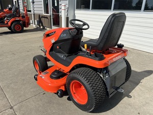 Nuevo Cortacésped Kubota GR2120 con Motor de Gasolina, Tipo de Asiento, para Jardín, Granja y Caminos - Product Image 4