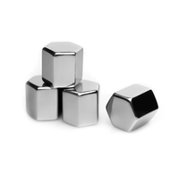 Glaçons réutilisables en acier inoxydable Refroidisseur de whisky 4 pièces Rack réutilisable 304 glaçons en acier inoxydable Prix bas