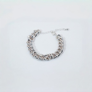 Minimalist <b>Cuban</b> <b>Link</b> <b>Chain</b> Bracelet - Product Image 2