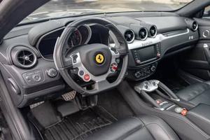 Ferrari F158 Automático Turbo Gasolina Cuero Oscuro R18 Euro VI Techo Panorámico 2015 - Product Image 3