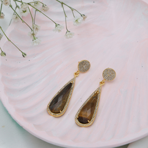 DUA Pendientes de gota de latón de moda con ojo de Tigre y CZ Hecho a mano 18K Chapado en oro Elegante joyería de boda para mujer - Product Image 1