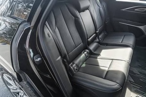 2023 LIRIQ AWD Luxury SUV Lithium Battery R18 Tires Leather Seats Double Motor <b>Panoramic</b> Sunroof Aluminium Alloy Roof Rack - Product Image 2