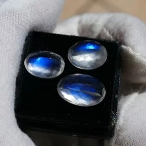 Piedra lunar arcoíris Natural de corte ovalado hecho a mano de calidad AAA, excelente piedra preciosa fina blanca para hacer fuego, piedras preciosas sueltas - Product Image 2