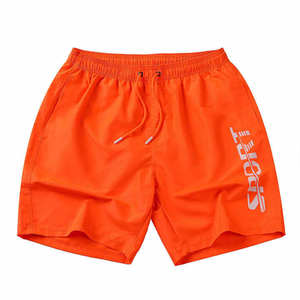 Shorts de sport pour hommes en polyester, vente chaude, impression de logo personnalisée, taille mi-haute, motif uni, élastique, shorts de plage, de course à pied et de natation - Product Image 5