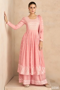 Recién pesado rayón adornado cómodo especial elegante Kurtis Palazzo conjunto colección de ropa de fiesta - Product Image 4