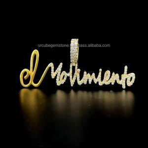 ตัวอักษรยอดนิยมที่กำหนดเองได้925สเตอร์ลิงเงินแท้ VVS เพชรโมอิสซาไนต์ประดับด้วยเพชรมีจี้ชื่อตัวอักษรชุบทอง - Product Image 3