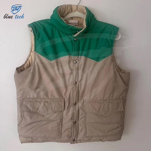 Vêtements d'extérieur décontractés à fermeture éclair d'hiver pour hommes Logo personnalisé Polaire 100% Polyester Gilet bouffant coupe-vent - Product Image 1