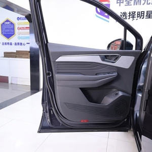 Volkswagen Talagon 2.0L Turbo 7DCT 6 places, SUV intermédiaire, faible kilométrage, Euro 6, essence, occasion, vente rapide, modèle 2021 - Product Image 3