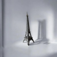 Tour Eiffel Paris en métal robuste, parfaite pour les cadeaux de mariage et les décorations vintage, disponible en vrac auprès d'un fournisseur indien.