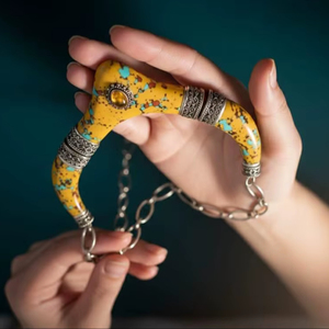 Collar de Diseño Tribal Grueso Hecho a Mano de Calidad Única AAA para Mujer, Collar de Cuentas Finas de Aleación de Zinc y Resina con Diseño de Leopardo - Product Image 3