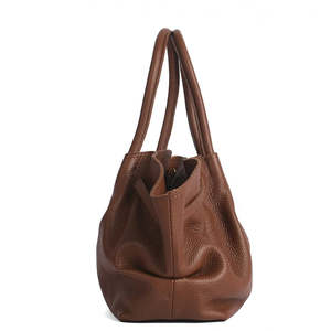 Borsa Morbida e Tracolla in Vera Pelle Dollaro - Made in Italy - Art. 26055 - Product Image 5