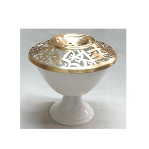 Quemador de incienso árabe decorativo de latón dorado hecho a mano, Mabkhara de acero para uso terapéutico, incienso indio 100% natural - Product Image 3