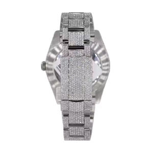 Montre à quartz de haute qualité pour homme, à porter au quotidien, avec des pierres en moissanite, montre-bracelet de luxe moderne - Product Image 4
