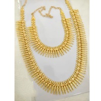 Ensemble de bijoux de qualité supérieure en laiton plaqué or d'un gramme, style Marathi, avec collier doré, pour mariages et soirées, pour femmes