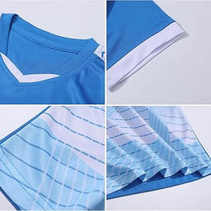 Uniforme para niños Uniforme de fútbol para niños jóvenes Kit deportivo Traje de entrenamiento Uniformes transpirables Impresión personalizada Nombre Logo - Product Image 4