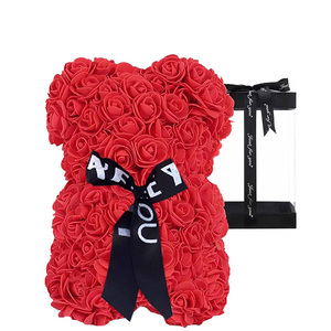 Orsacchiotto di Rose rosse 17x17x25cm per anniversari e confezione regalo di san valentino inclusa - Product Image 1