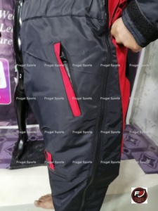 Trajes de una pieza que cubren todo el cuerpo, trajes de paramotor diseñados para condiciones frías, trajes térmicos y trajes aislantes. - Product Image 6