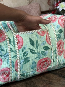 Sac de voyage de grande taille fait à la main nouveau sac à dos de sport matelassé en coton imprimé fermeture éclair multi-usage bagage de sport personnalisé - Product Image 6