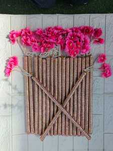 Paire de bâtons Dandiya Garba vibrants avec glands de fleurs Danse traditionnelle pour les mariages Navratri Célébrations de Mehndi Fleur rose - Product Image 4