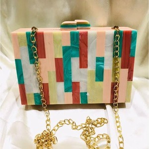 Pochettes en résine pour femmes sur mesure sacs à main magnifiquement conçus embellissements de perles fermeture ouverte pour les magasins d'accessoires de mode - Product Image 5