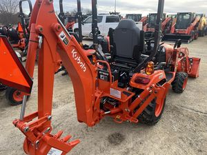 Mini tracteur compact Kubota BX23 2025 avec chargeur frontal, pelle arrière, tondeuse, équipement agricole efficace, livraison gratuite - Product Image 5