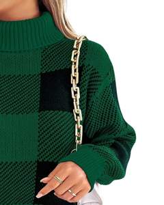 Pull à col roulé à carreaux vert et noir personnalisé pour femmes, pull en tricot chaud d'hiver à manches longues, pull décontracté tendance pour femmes - Product Image 2