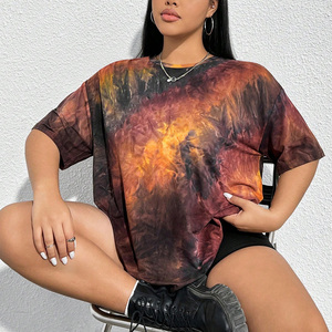 เสื้อยืดผู้หญิงทรงหลวมพิมพ์ลายมัดย้อมสำหรับฤดูร้อน รับผลิตแบบ OEM ผ้าฝ้ายระบายอากาศได้ดี พร้อมบริการติดโลโก้แบรนด์และรับผลิตแบบ Private Label มีตัวเลือกแฟชั่นหลากหลาย - Product Image 2