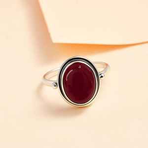 Anillo de rubí ovalado Bisel de plata esterlina Ajuste Piedra natal de julio - Product Image 3