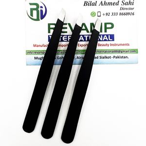 Pince à épiler pour sourcils en acier inoxydable écologique noir mat, revêtement en poudre, durable, pointe inclinée - Product Image 4