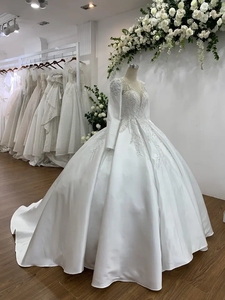 Vestido de Novia de Manga Larga 2023 Nuevo con Gran Cola y Cuello en V Hecho a Mano de Buena Calidad TNBPno12 - Product Image 4