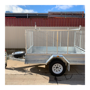 Remolque de transporte de carga galvanizado para empresas de logística y reparto, con barandillas laterales resistentes y suelo reforzado. - Product Image 4