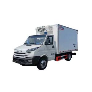Small Refrigerated Van 2 Tons Freezer <b>Refrigerator</b> Specialized Truck - Product Image 1