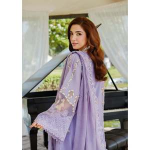 Ensemble élégant 3 pièces ELAF en mousseline brodée découpée au laser, respirant, avec chemisier, dupatta et pantalon pour femme - BIC-4780 pour le printemps/été - Product Image 3